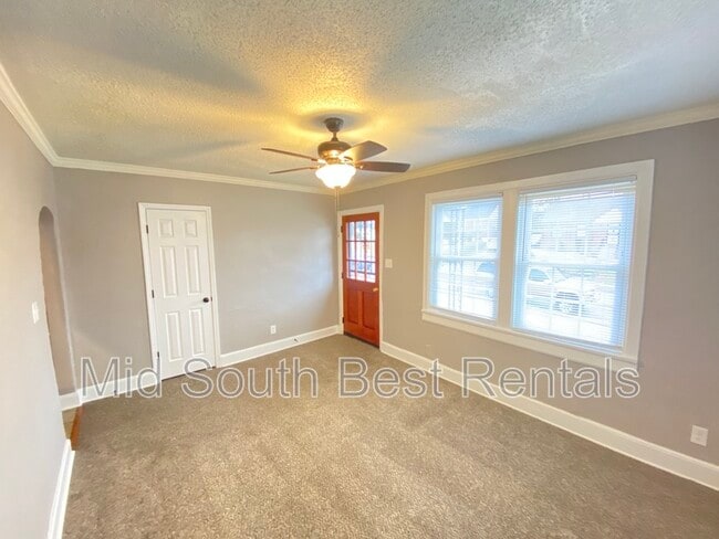Building Photo - 1336 Chadwick Cir