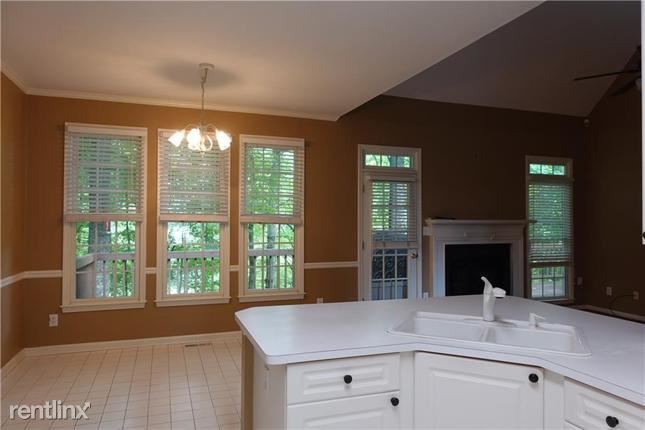 Building Photo - 5 br, 3 bath House - 3455 R Heatherwood Court