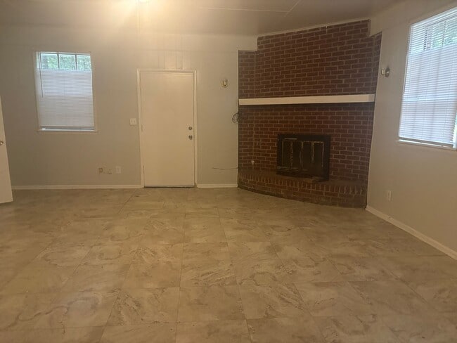 Photo - 3160 Bienville Dr House
