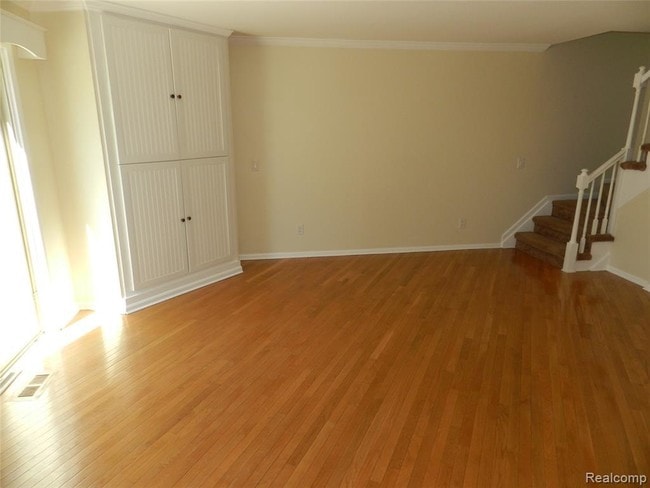 Building Photo - 48108 Colony Farm Cir