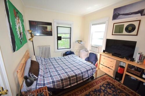 Foto principal - 556 Cambridge St