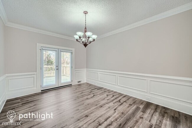 Foto del edificio - 4 br, 2.5 bath House - 613 Heartwood Way S...