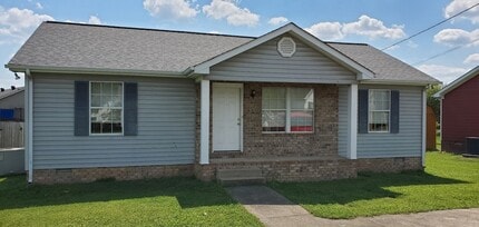 Building Photo - 610 N Greenwood Ext