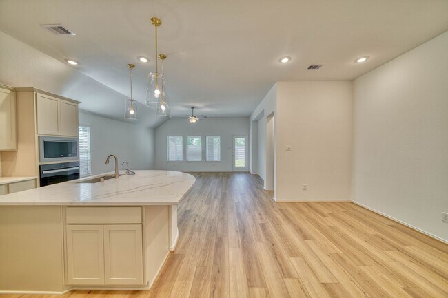 Building Photo - 2334 Honeyberry Shrub Dr