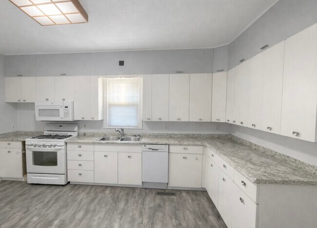 Foto del edificio - 1208 8th St SE