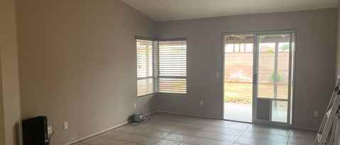 Foto del edificio - 4522 Checker Way