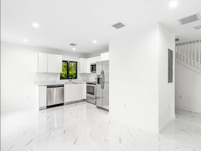 Photo - 1749 NW 69th St Townhome