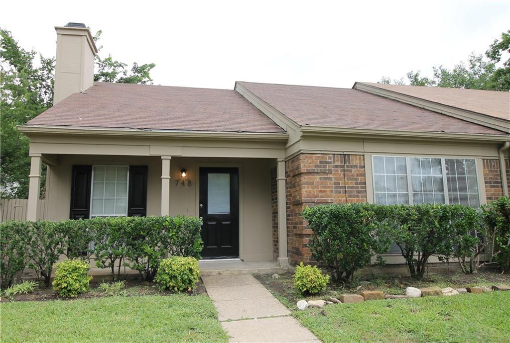 Foto principal - 748 Versailles St