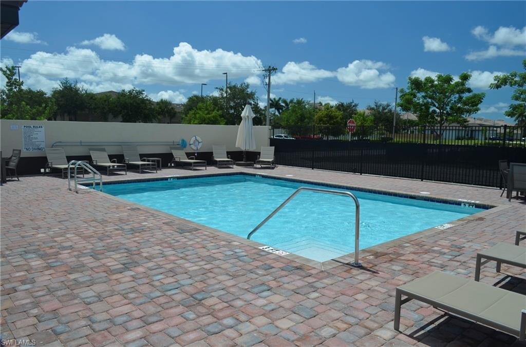 Foto principal - 1806 Samantha Gayle Way