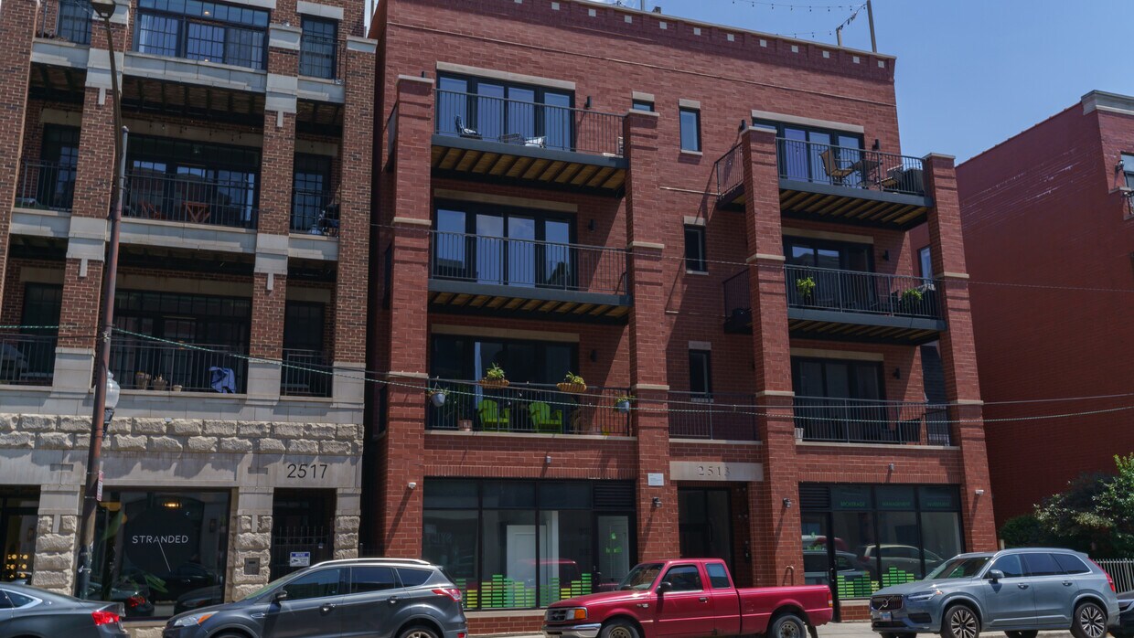 Foto principal - 2513 N Halsted St