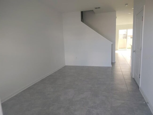 Foto del edificio - 2572 Skyline Lp