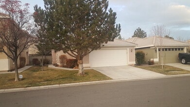Building Photo - 9709 Cattail Cir