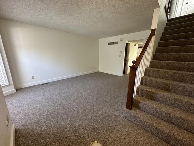 Foto del edificio - 741 Michigan St