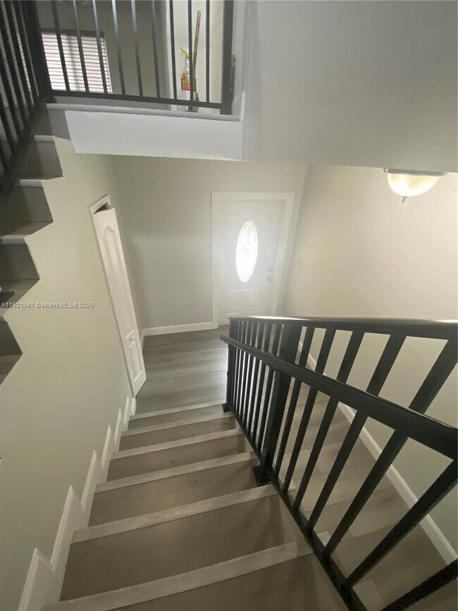 Foto del edificio - 17362 NW 74th Ave