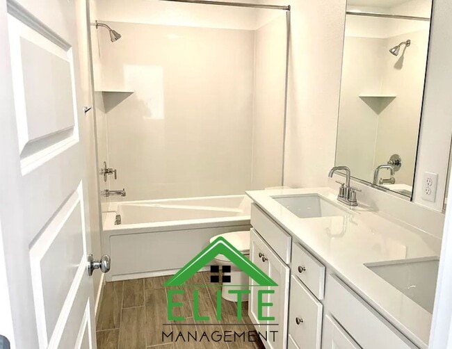 Building Photo - Impeccable 4-Bedroom, 2.5-Bath Home in the...