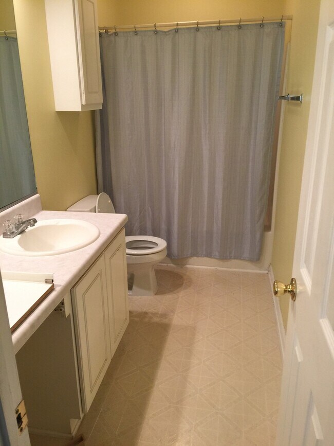 Foto del edificio - Furnished 2 Bed, 2 Bath Condo