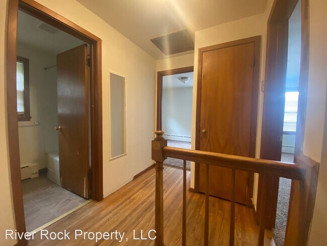 Building Photo - 3 br, 1 bath House - 718 8th Street South