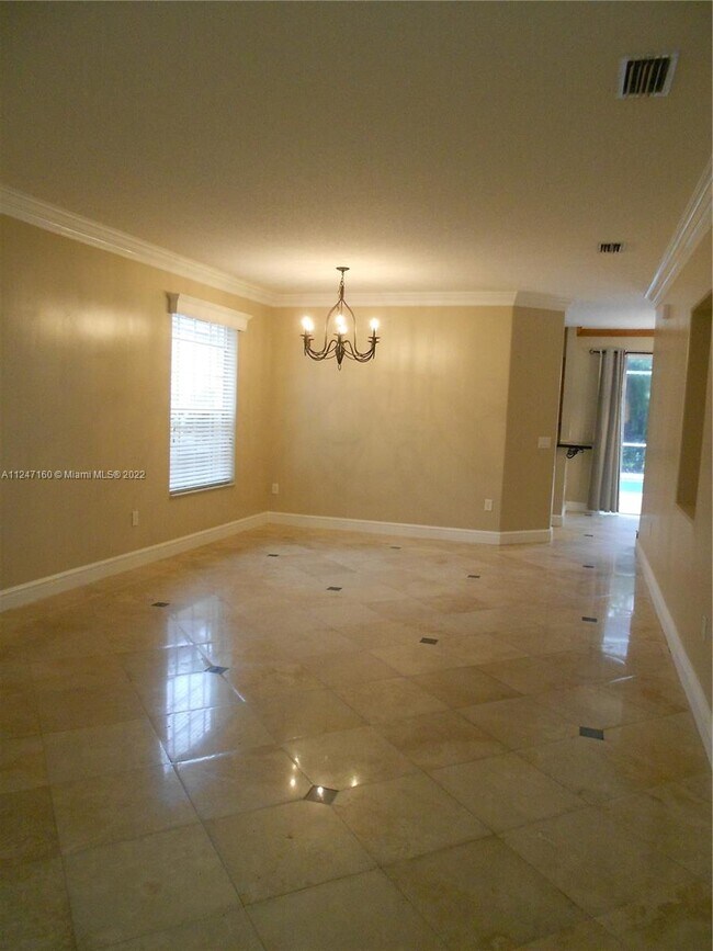 Foto del edificio - 5315 NW 126th Dr