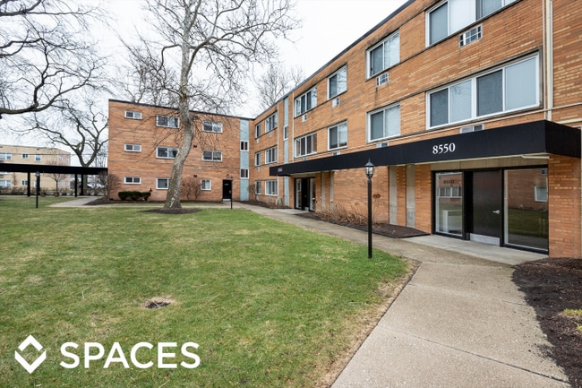 Building Photo - 1 bedroom in Skokie IL 60077