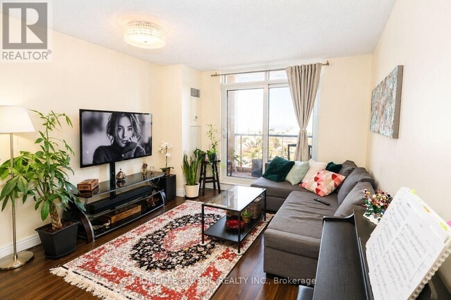 Building Photo - 18 Kenaston Gardens
