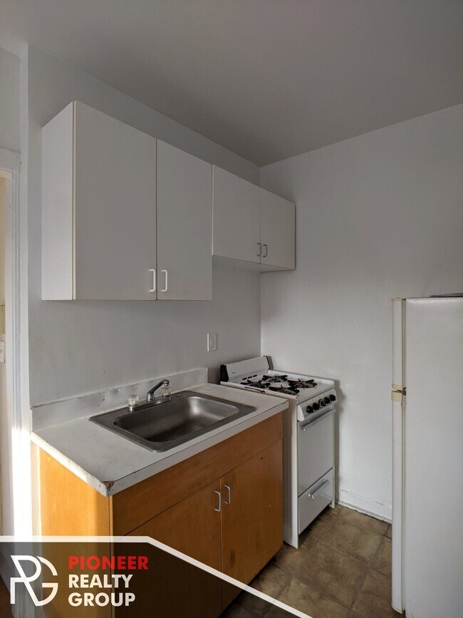 Foto del edificio - 3304 W Schubert Ave