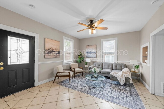 Building Photo - 2911 Brazeau Ave