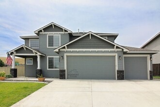 Building Photo - 4380 S Anderson Pl