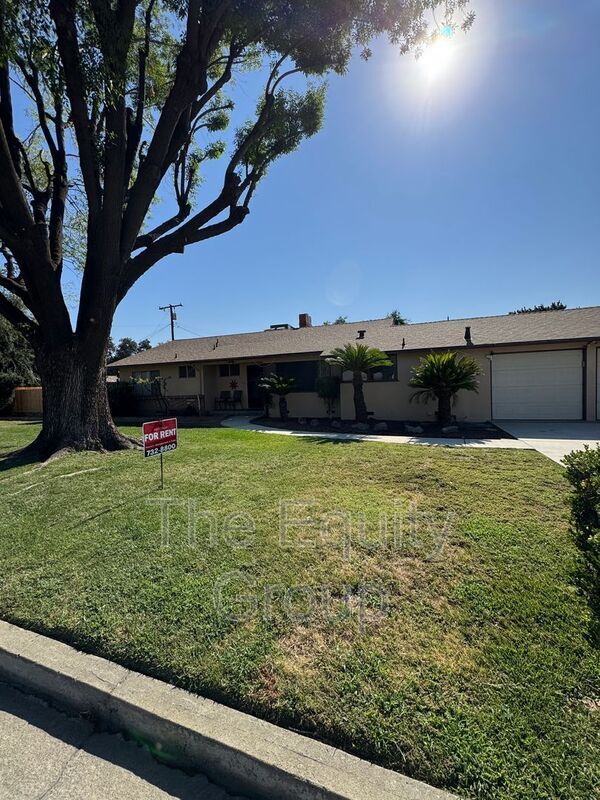 Foto principal - 2710 E Westcott Ave