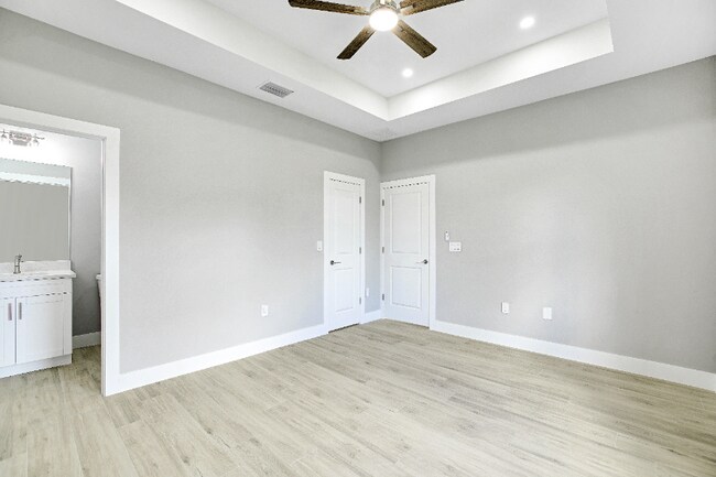Foto del edificio - 4844-4846 30th St SW