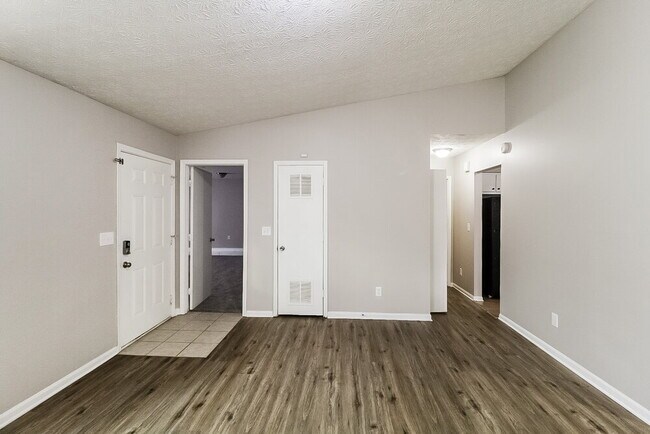 Foto del edificio - 2357 Deep Shoals Cir