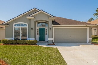 Building Photo - 878 S Lilac Loop