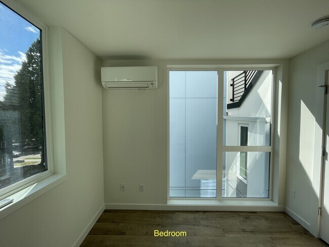 Foto del edificio - 1724E 11th Ave