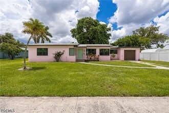 Building Photo - 1442 Olmeda Way