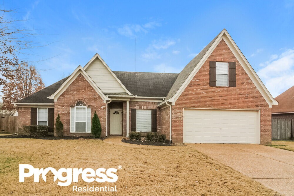 Foto principal - 7441 Drew Valley Dr