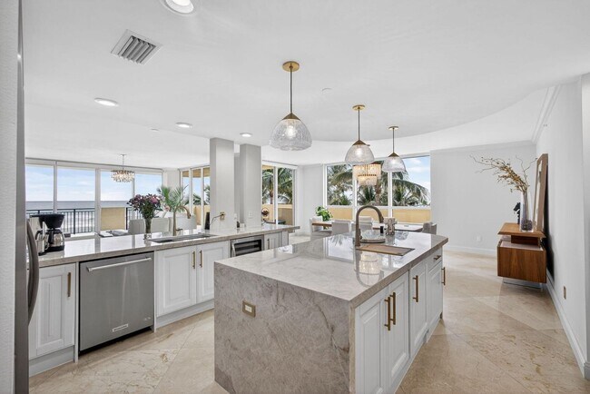 Foto del edificio - 3800 N Ocean Dr