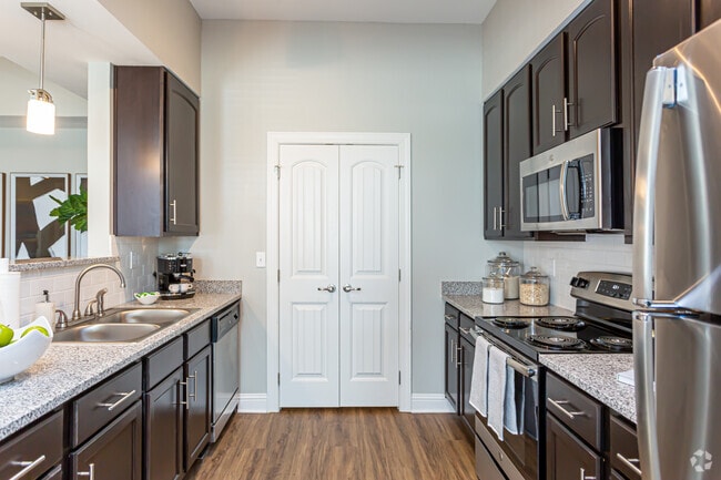 2 BR, 2 BA - 1090 SF - Elan at Terra Bella