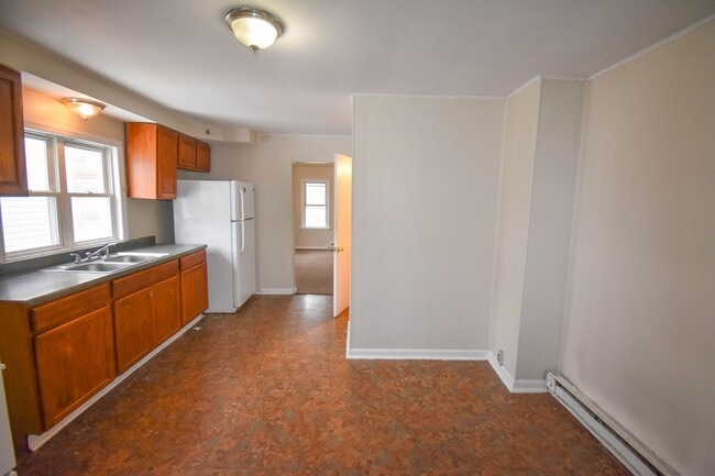 Building Photo - RWIL300