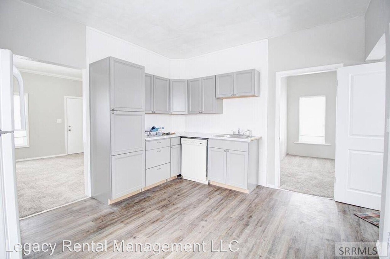 Foto principal - 2 br, 1 bath House - 535 S. Bridge Street
