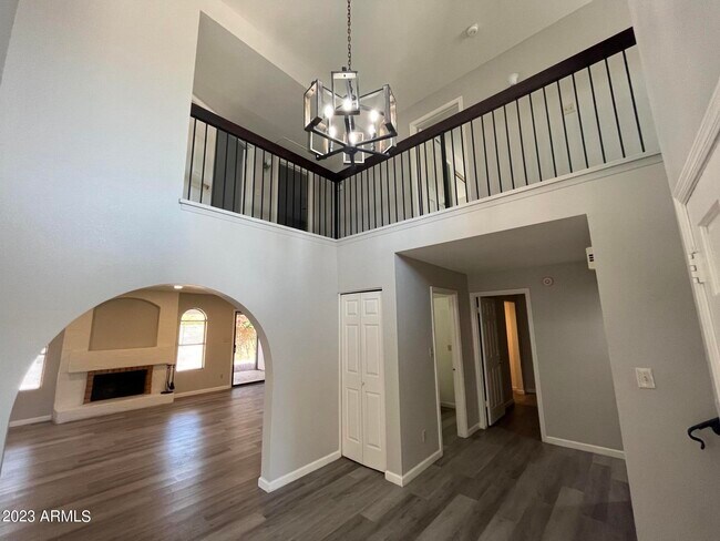 Building Photo - 2040 S Paseo Loma
