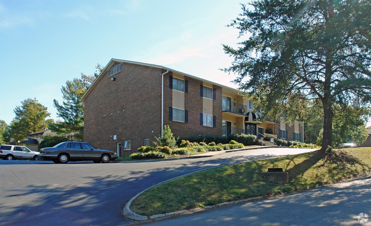 Foto del edificio - Ashland Wood Apartments