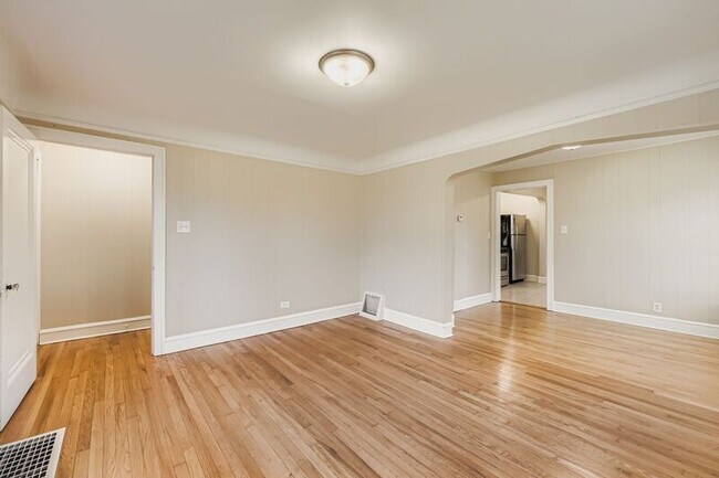 Foto del edificio - 16855 Sayre Ave