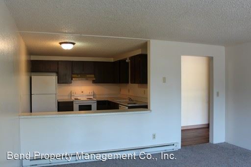 Building Photo - 1459 NW Albany Ave