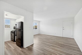 Building Photo - ReNew Alexandria