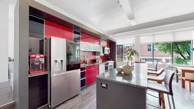 Foto del edificio - 1200 Washington St