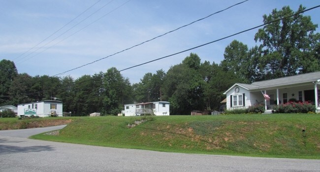 Building Photo - Green Mtn View Estates