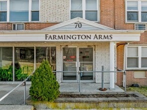 Building Photo - 70 Farmington Ave