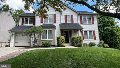 Building Photo - 8688 Wheatfield Way