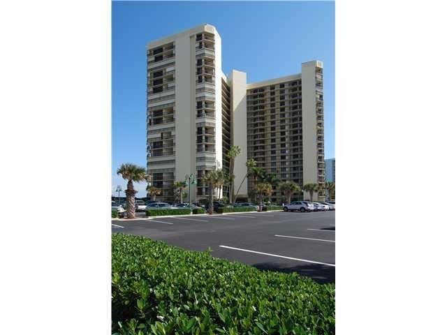 Foto del edificio - 9550 S Ocean Dr