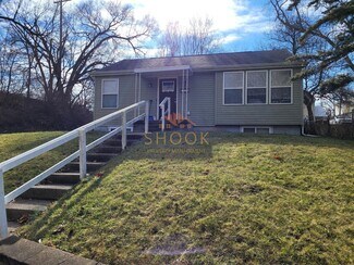 Building Photo - 1707 Ferry St