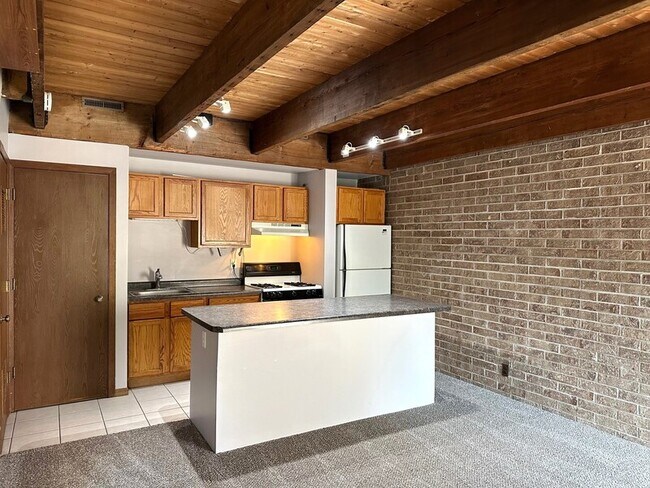 Foto del edificio - 710 Kenneth Cir